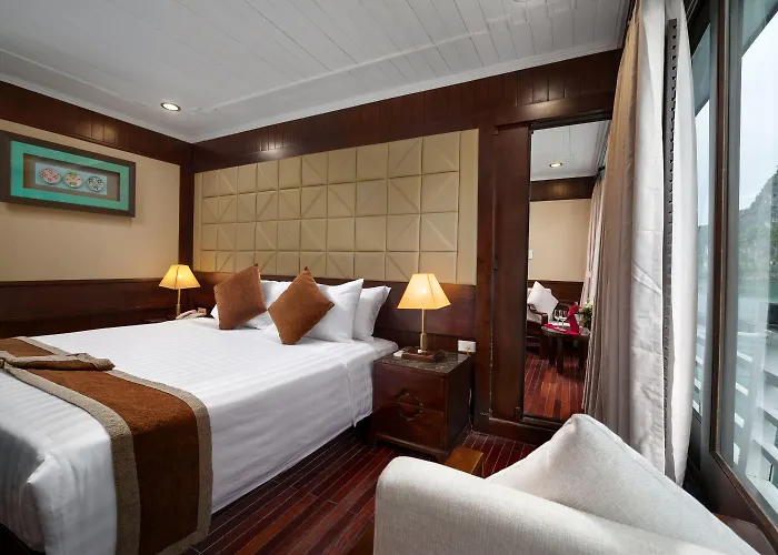 Glory Legend Cruise 4* Hạ Long