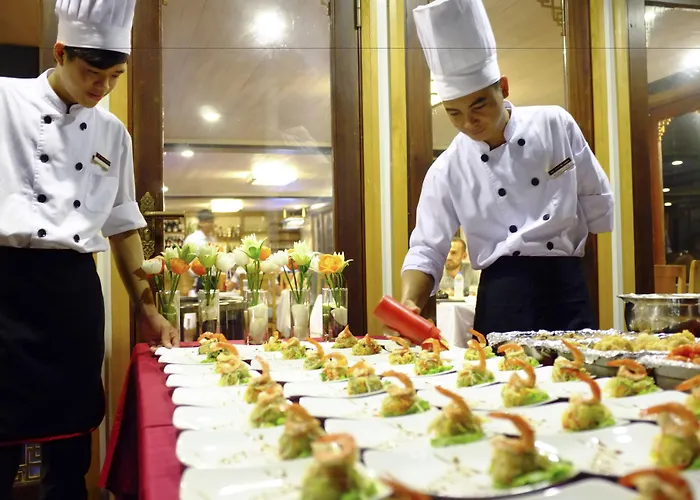 Glory Legend Cruise 4* Hạ Long