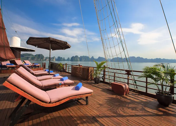 Khách sạn Glory Legend Cruise 4*