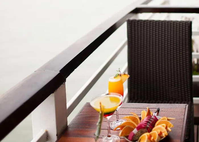 Khách sạn Glory Legend Cruise
