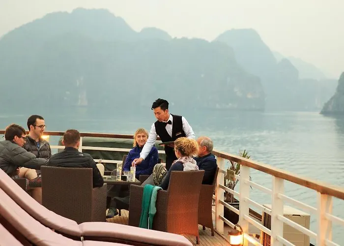 Khách sạn Glory Legend Cruise