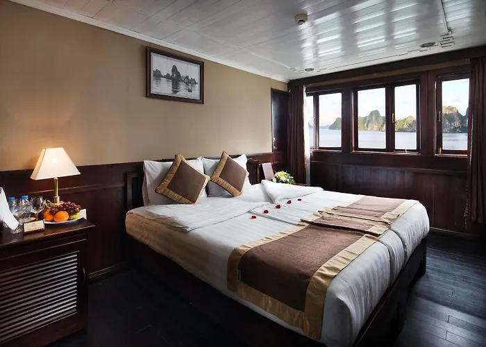 Glory Legend Cruise 4* Hạ Long